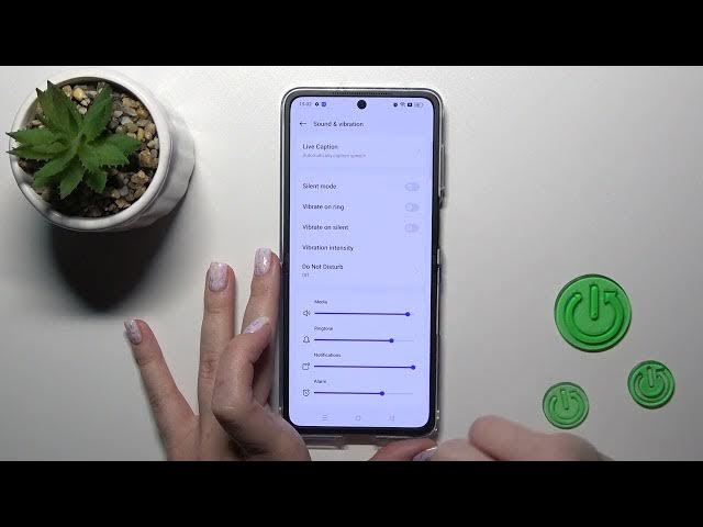 Video thumbnail for How to Unmute the Ringtone Volume on a OPPO Find N2 Flip - Turn On the Incoming Call Sound Volume