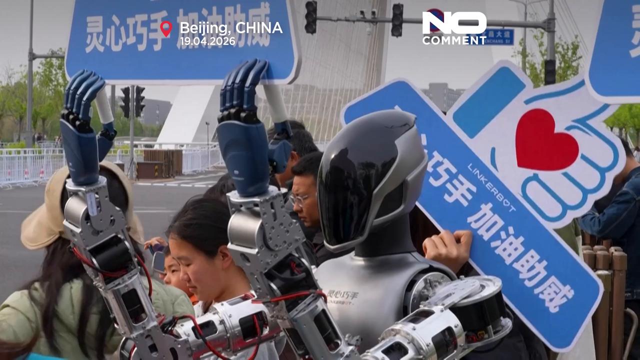 Video thumbnail for China hosts humanoid robots in Beijing half marathon