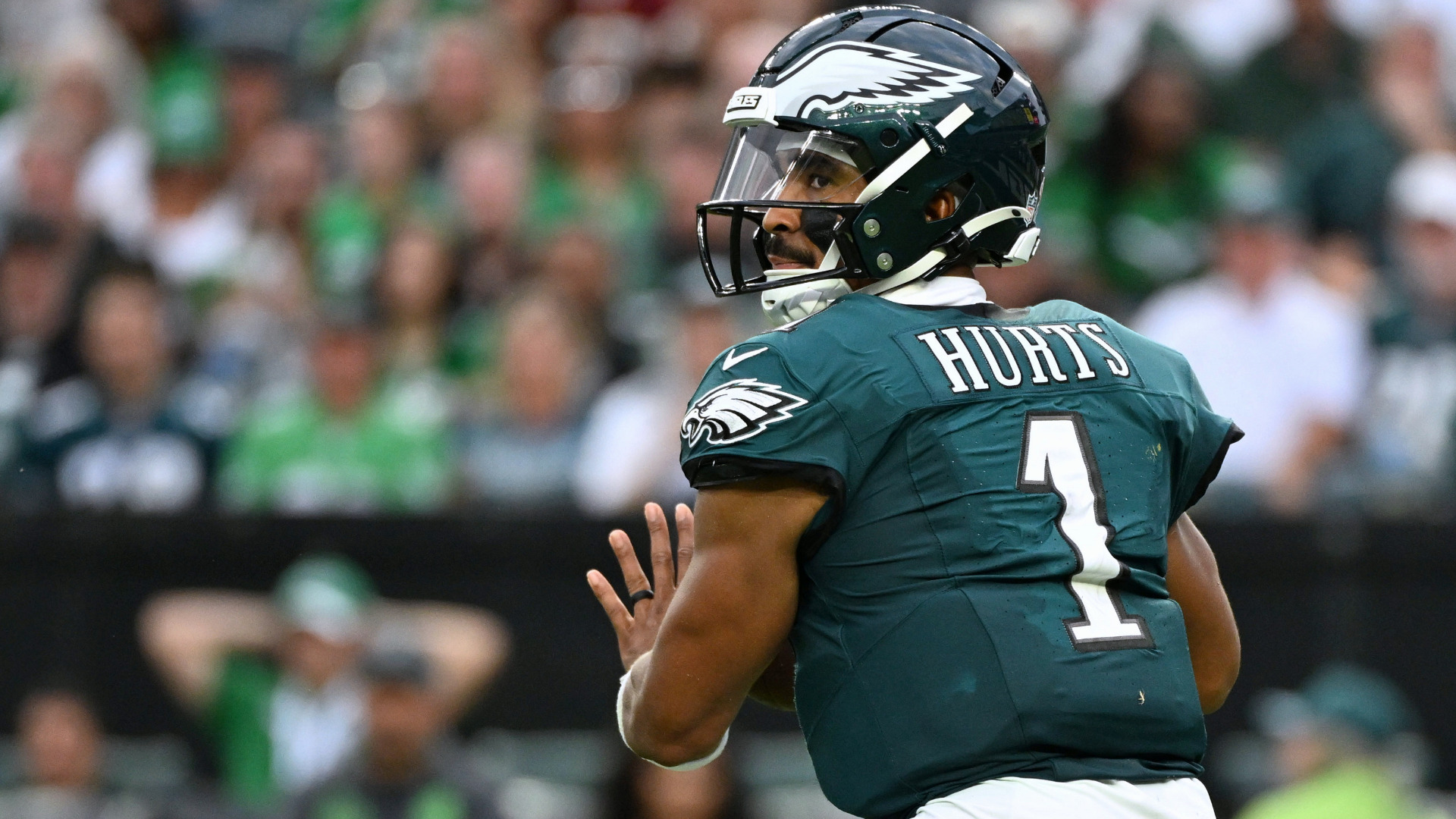 Video thumbnail for Titans Should Struggle Against Eagles: Game Analysis