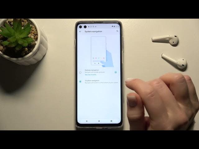 Video thumbnail for How to Change Gestures Sensitivity on MOTOROLA Moto G100 – Customize Gestures