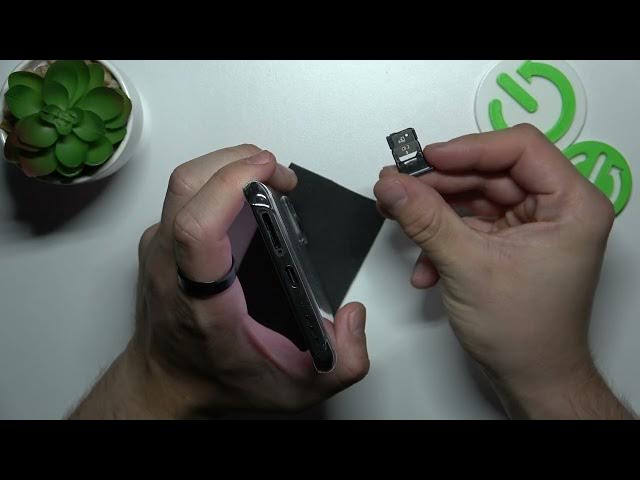 Video thumbnail for ZTE Axon 30 Does Have SD Card Slot