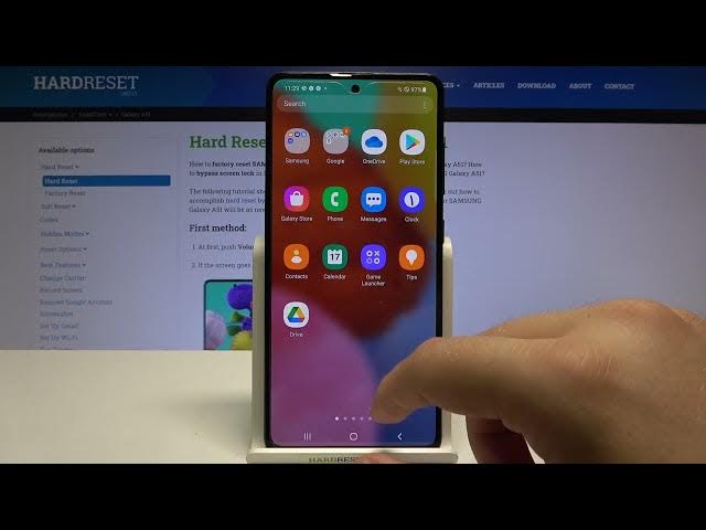 Video thumbnail for How to Stop Auto-Update Apps on SAMSUNG Galaxy A51 – Play Store Settings