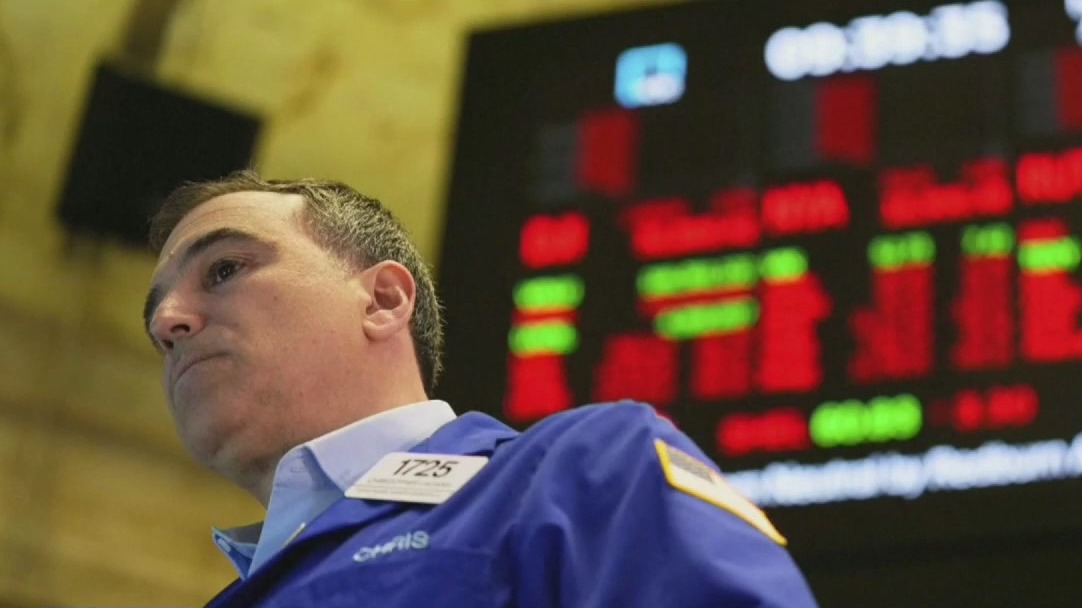 Video thumbnail for Trump's tariff threats rattle Wall Street