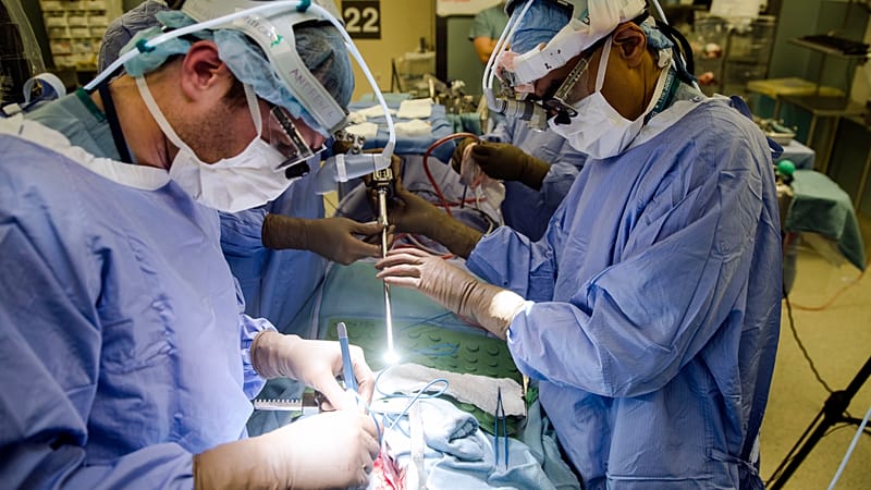 Video thumbnail for Cancer kills 26,000 a day, WHO exposes deadly rich-poor survival gap