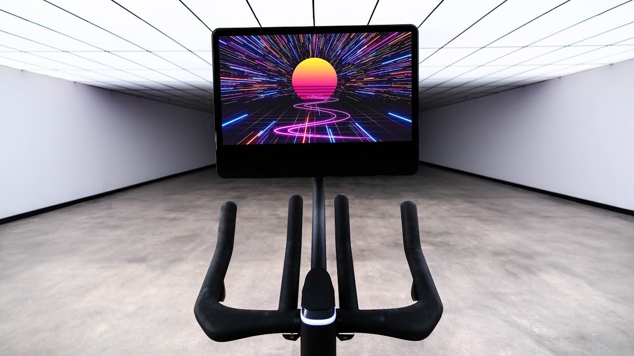 Video thumbnail for Unboxing the VeloNix Smart Bike