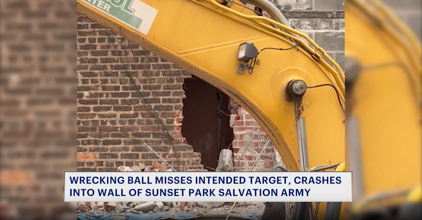 Video thumbnail for Partial vacate order issued after wall collapse at Sunset Park Salvation Army center
