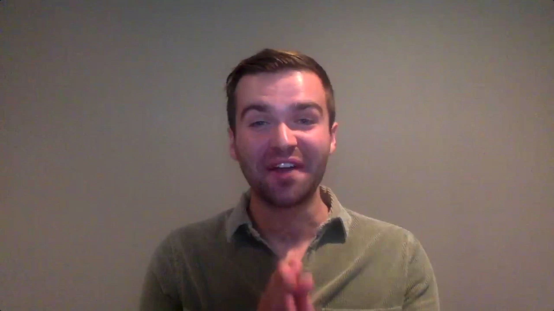 Video thumbnail for Interview: Doug Jones & Sam Richardson Talk Honoring HOCUS POCUS Fans Through New Sequel