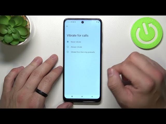 Video thumbnail for How to Turn On / Turn Off Vibration for Calls on MOTOROLA Moto G22