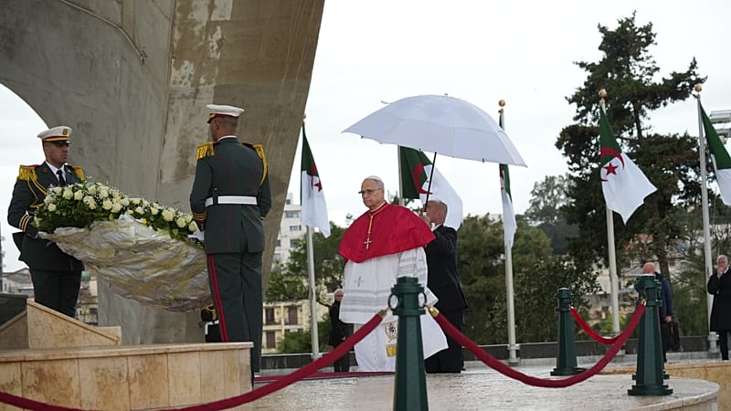 Video thumbnail for Pope Leo pays his respects at Algeria-France war monument