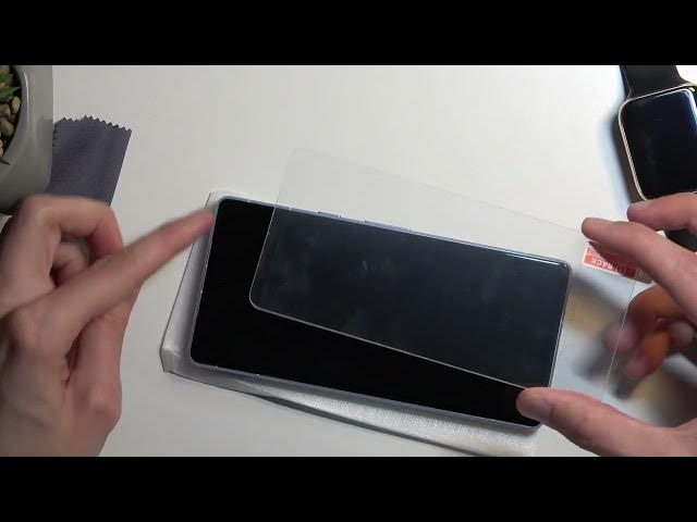 Video thumbnail for How to Install Tempered Glass on GOOGLE Pixel 7A?