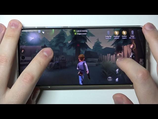 Video thumbnail for Identity V Gameplay on MOTOROLA Edge 30 Fusion