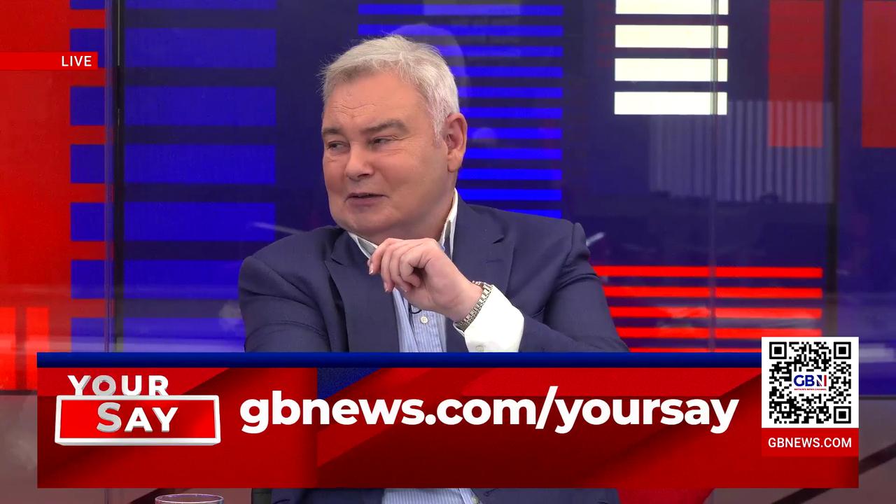 Video thumbnail for Eamonn Holmes crowns 'finest film ever made' as he gushes over Christmas rewatch