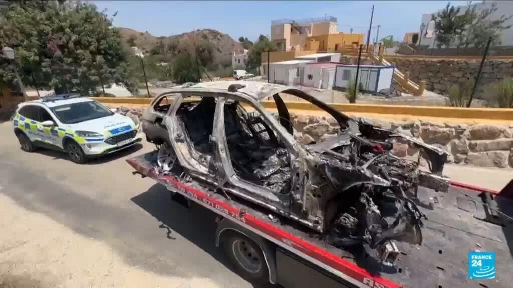 Video thumbnail for Firefighters gain upper hand on deadly Spain wildfire