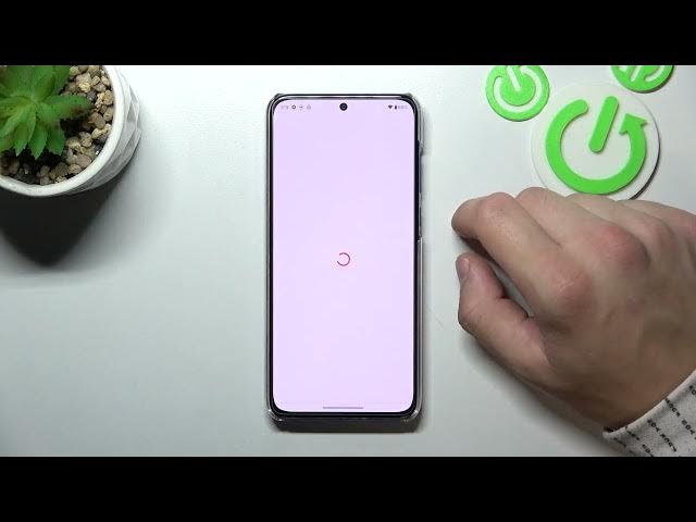 Video thumbnail for How to Use Google Assistant on Lock Screen in MOTOROLA Edge 30 Neo