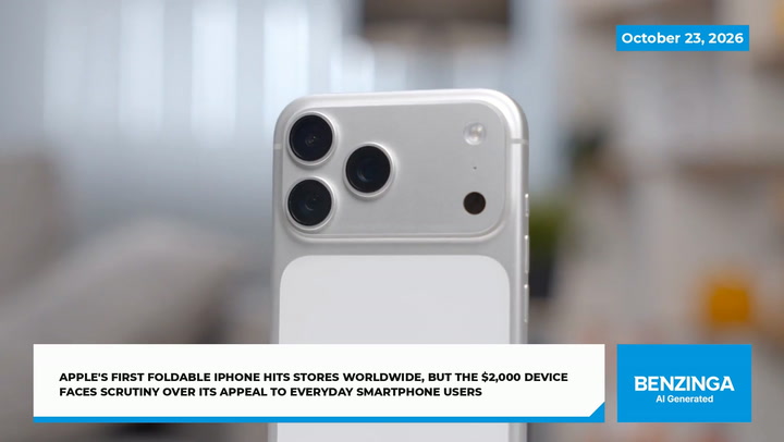 Video thumbnail for Apple's iPhone Duo Debuts