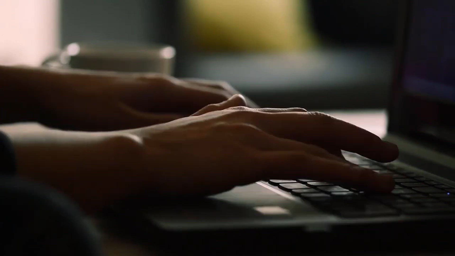 'Video thumbnail for Learn to Type Faster With 1-min Tests You Can Do Yourself (10FastFingers) - Learning to Touch Type'