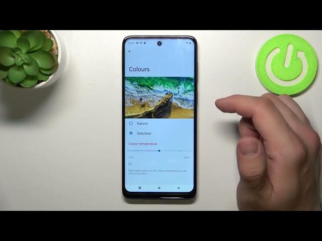 Video thumbnail for How to Find and Manage Display Settings on MOTOROLA Moto G22