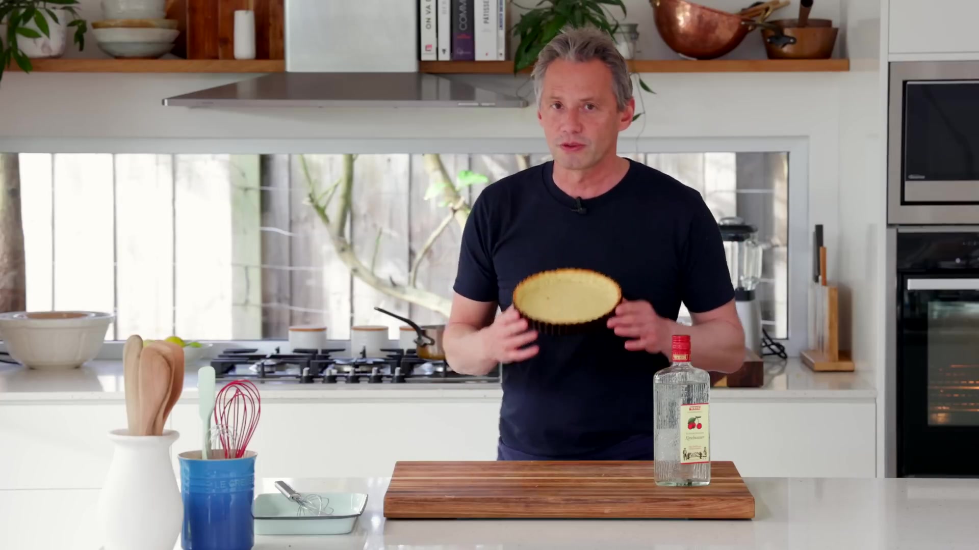 Video thumbnail for 7.Easy Honey Almond Galette ¦ The Perfect French Petit Four (Absolute Crowd Pleaser!) (1080p 30fps)