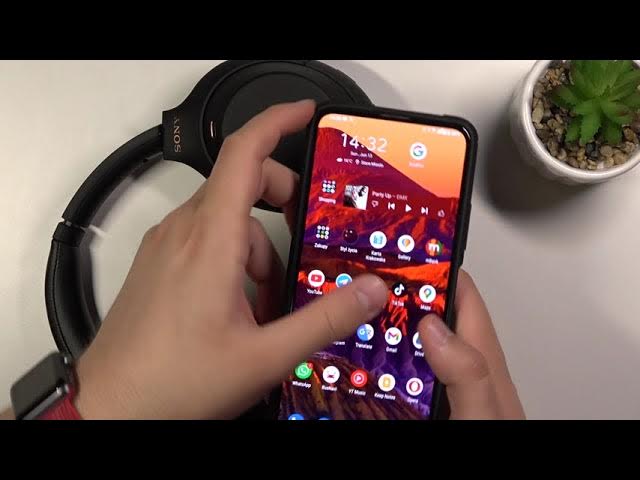 Video thumbnail for How to Hard Reset Sony WH-1000XM4? Hard Reset Sony Headphones Tutorial