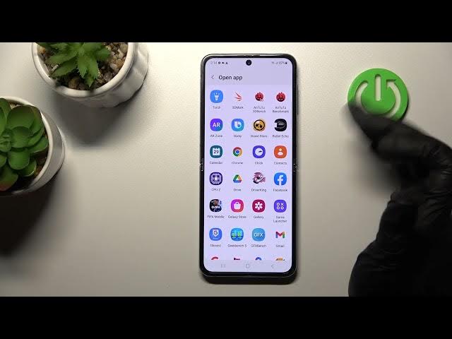 Video thumbnail for How to Customize Quick Launch Double Tap Power Key or Volume Key on Samsung Galaxy Z Flip4