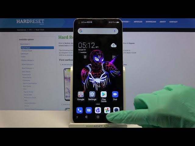 Video thumbnail for ZTE Blade V2020 and Dual Screen Feature - Use Split Screen Option