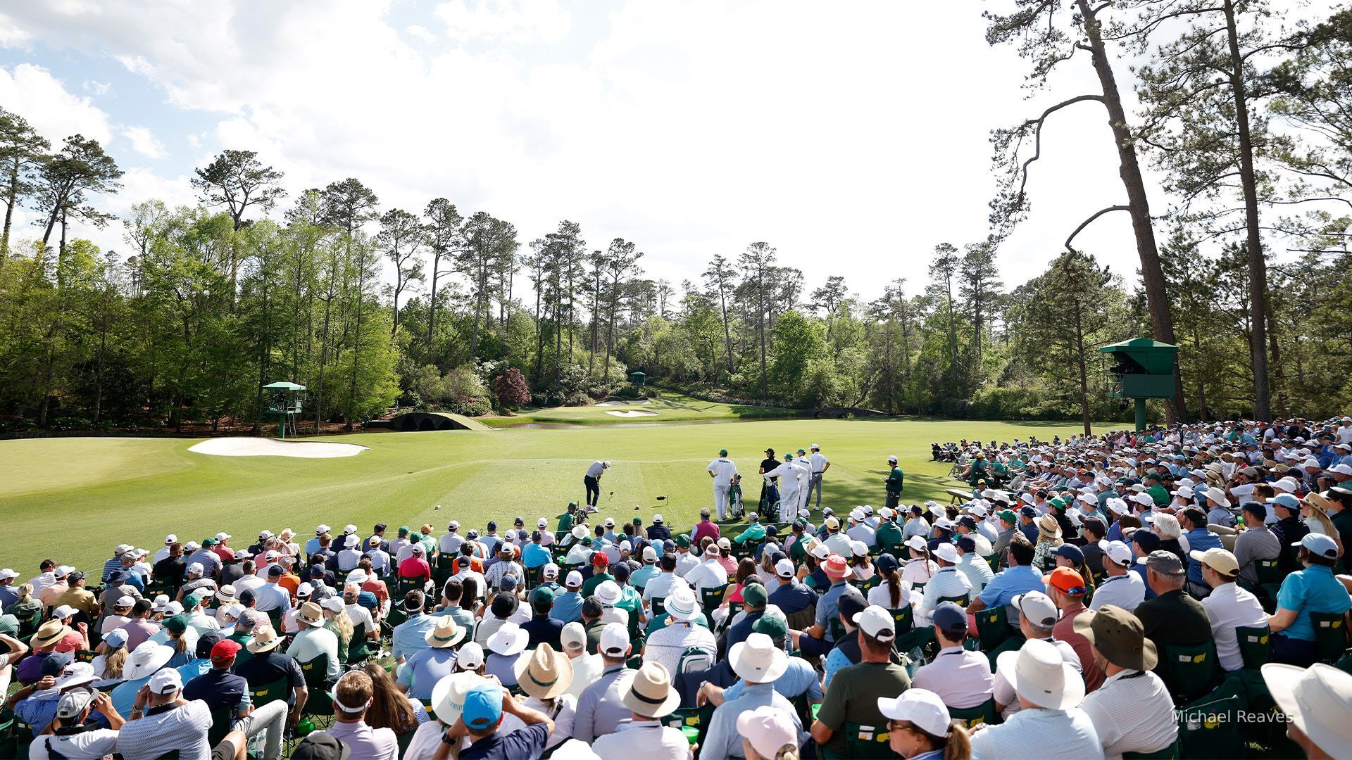 Video thumbnail for Rory roars back in round 2 of Masters, Rose still leads