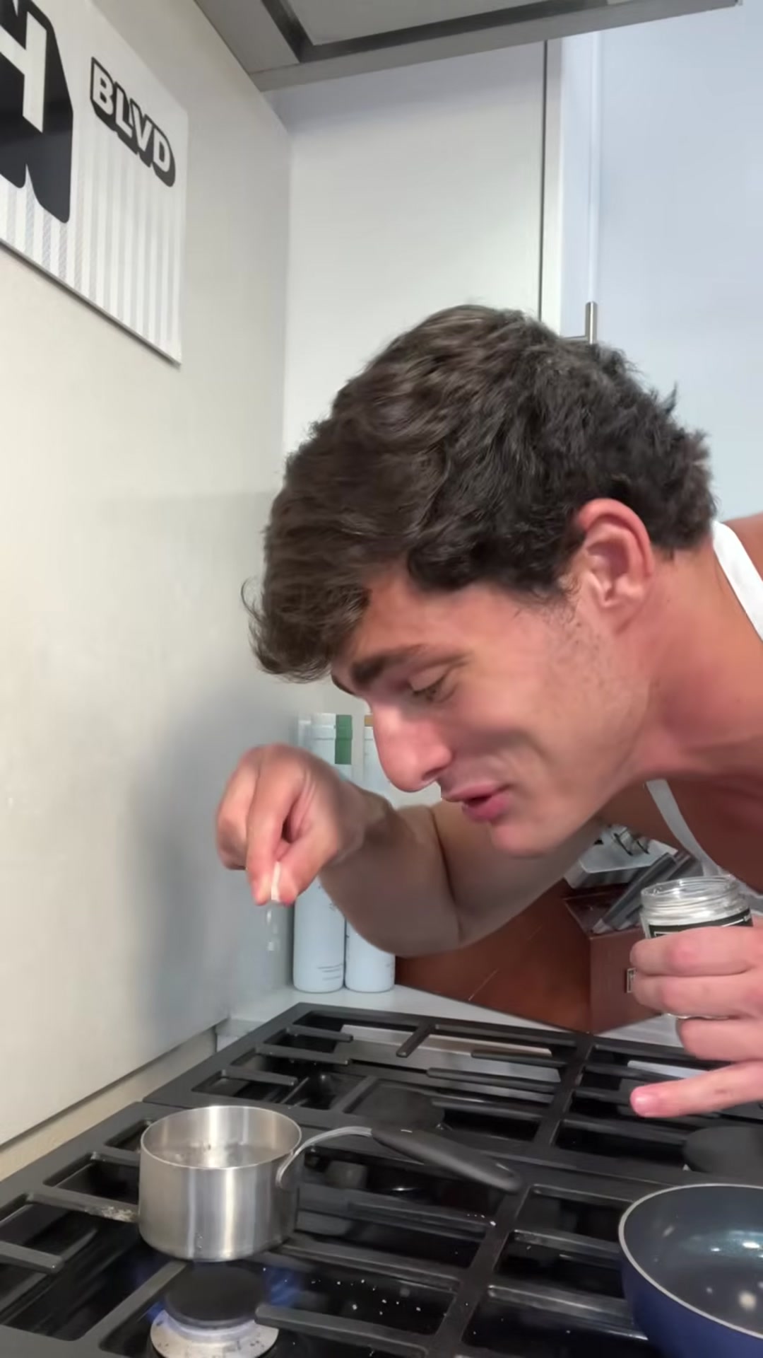 Video thumbnail for THE WORLDS BIGGEST AND SMALLEST PASTA (720P HD)