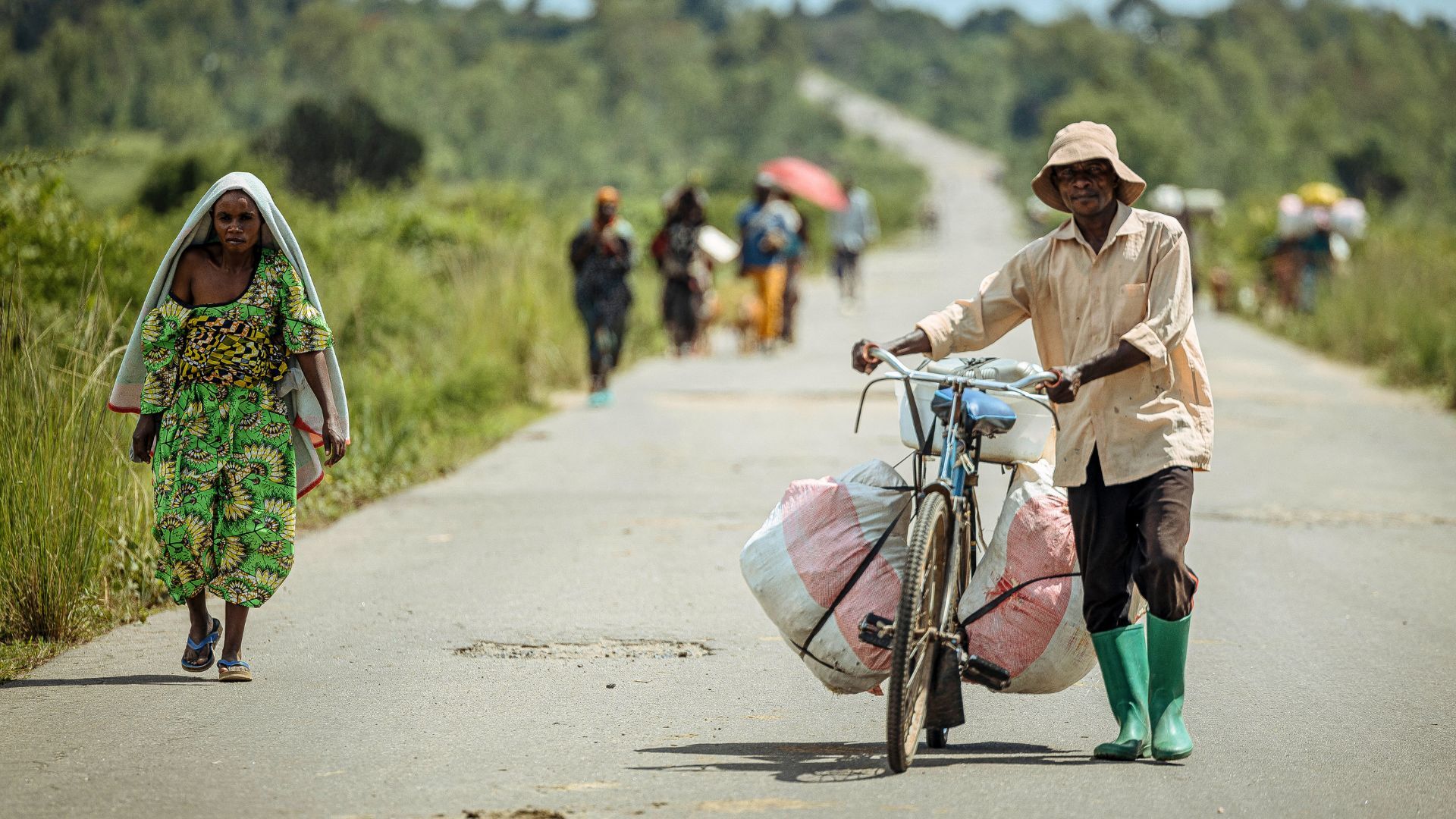 Video thumbnail for Residents emerge in DR Congo’s tense Uvira after M23 rebel takeover