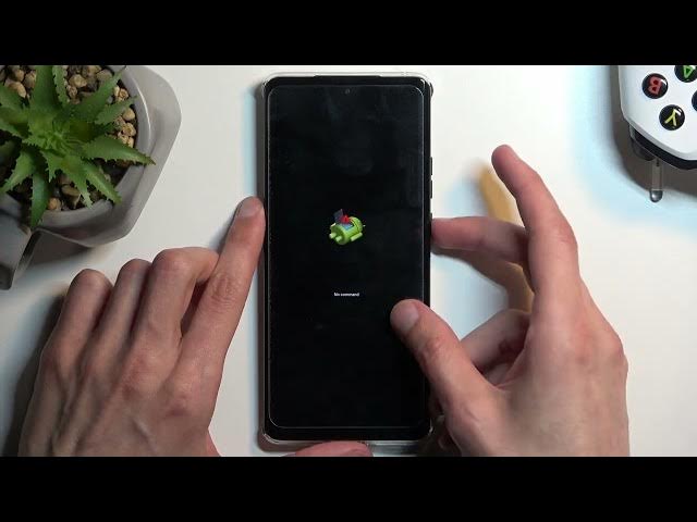 Video thumbnail for How to Enter Recovery Mode on MOTOROLA Edge 40
