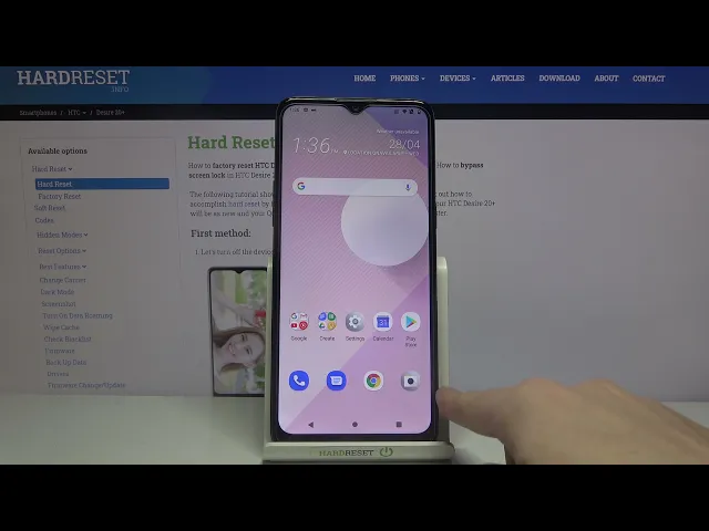 Video thumbnail for How to Take Burst Shots on HTC Desire 20+ - Photo Series