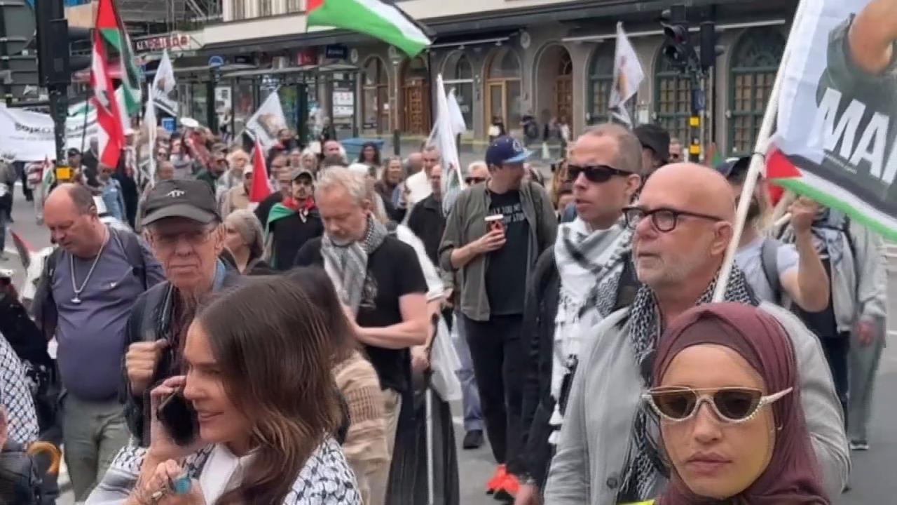 Video thumbnail for Sweden: Demonstrators march in Stockholm to denounce Israeli attacks on Gaza, Lebanon.