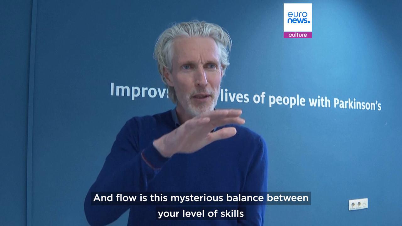 Video thumbnail for Live classical music sessions are helping students in Amsterdam focus during exam season