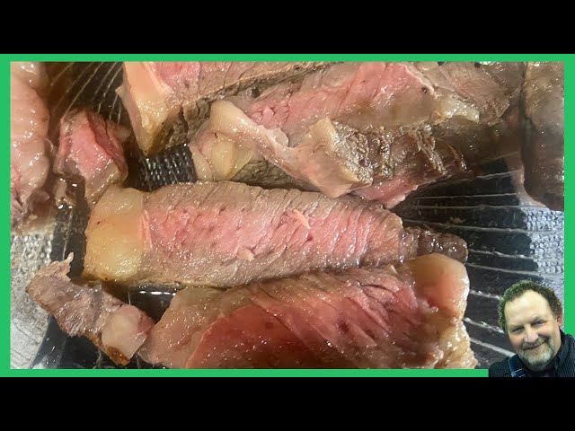Video thumbnail for How To Cook A Ribeye Steak In A Cast Iron Skillet!