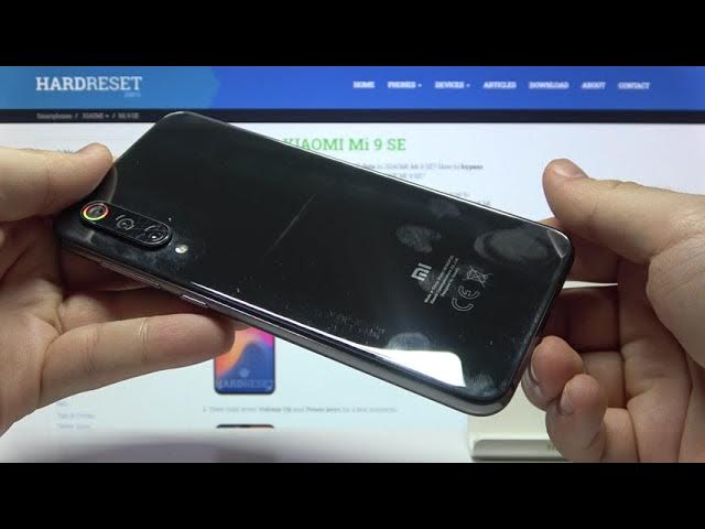 Video thumbnail for Xiaomi Mi 9 SE - Gray Color Presentation