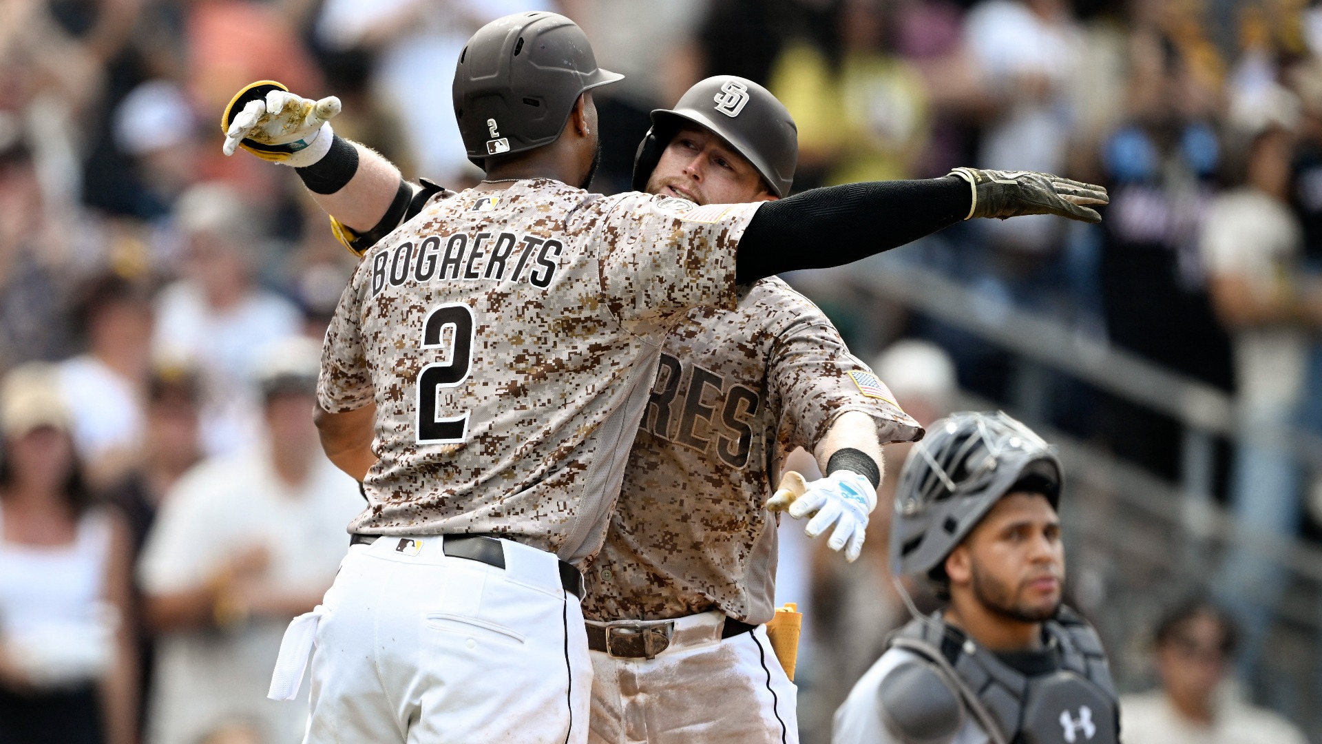 Video thumbnail for San Diego Padres Battle LA Dodgers: Late-Season Showdown