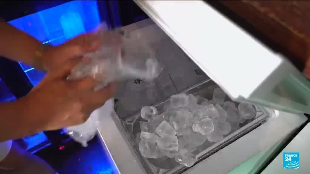 Video thumbnail for French icemakers under pressure as demand surges amid heatwave