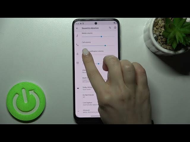 Video thumbnail for How to Adjust Ringtone Volume on MOTOROLA MOTO G41 – Sound Settings