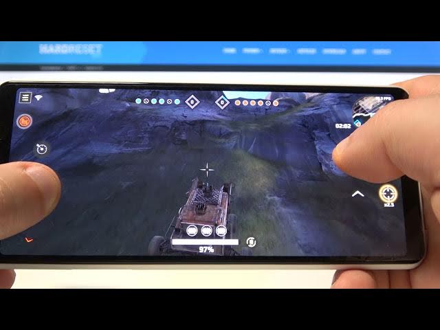 Video thumbnail for Crossout Mobile on SONY Xperia II – Quality Checkup