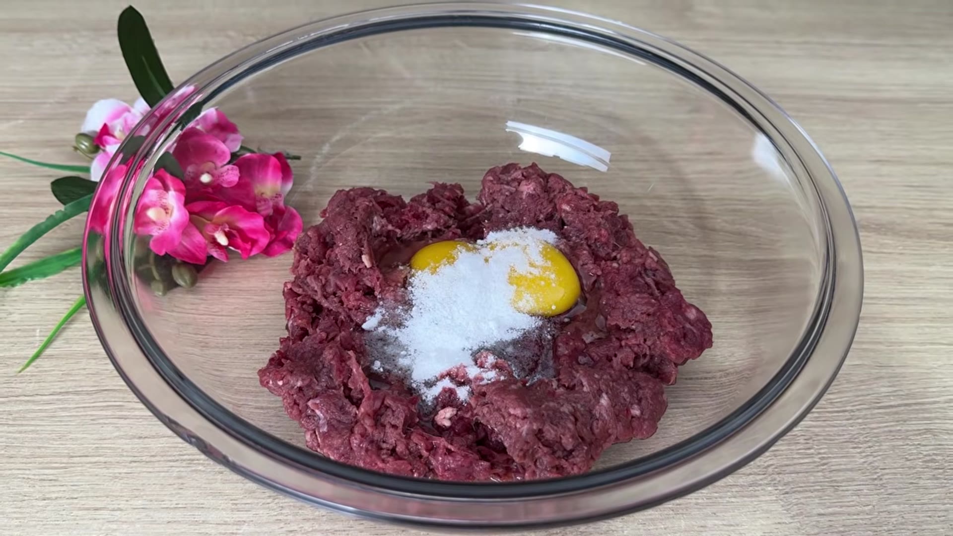 Video thumbnail for I learned this recipe for ground beef with eggs from a famous restaurant owner(720P HD)