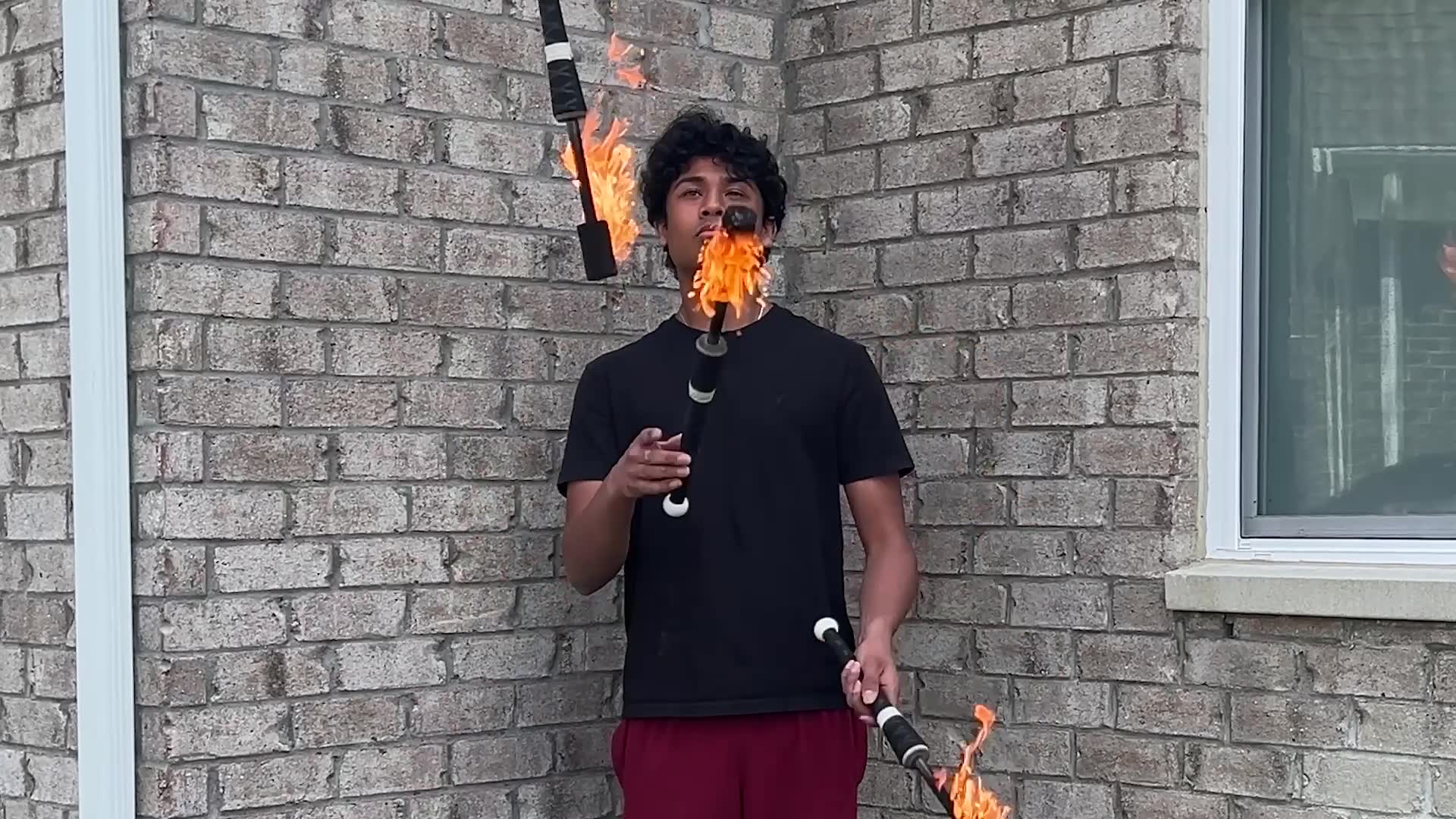 Video thumbnail for Longest duration juggling three flaming torches