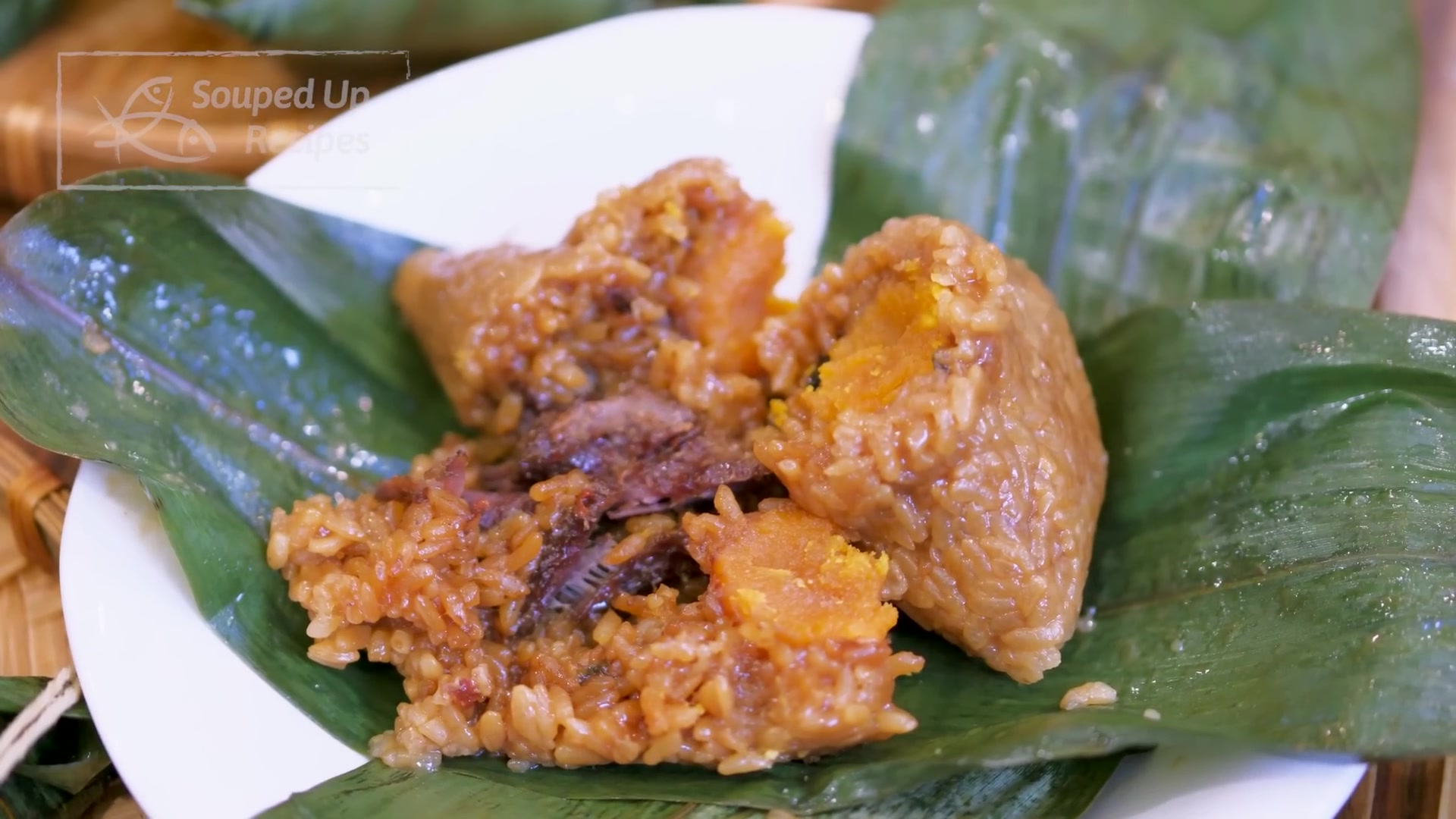 Video thumbnail for 33.Chinese Beef Zongzi Recipe (Dragon Boat Festival Special) (1080p 60fps)