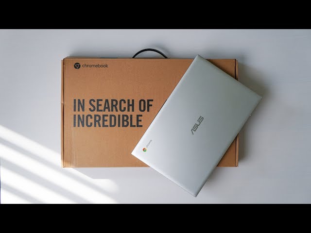 Video thumbnail for ASUS Chromebook C425 Unboxing & Hands-On