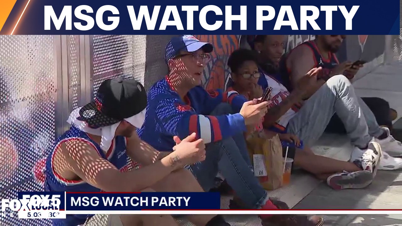 Video thumbnail for Knicks watch party outside Madison Square Garden