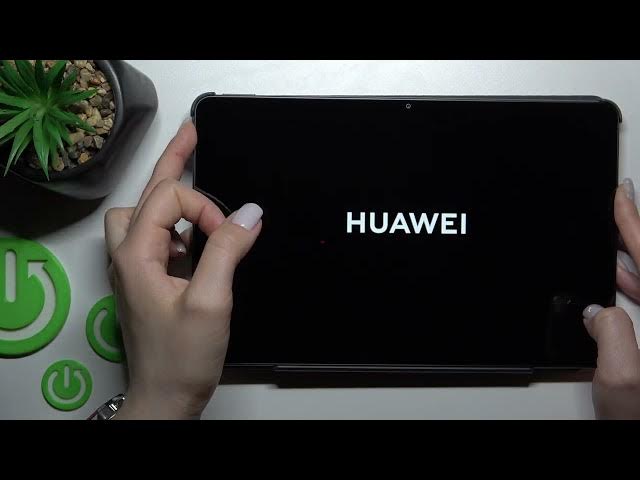 Video thumbnail for How to Switch On HUAWEI MATEPAD 10.4 (2022) - Power on Device