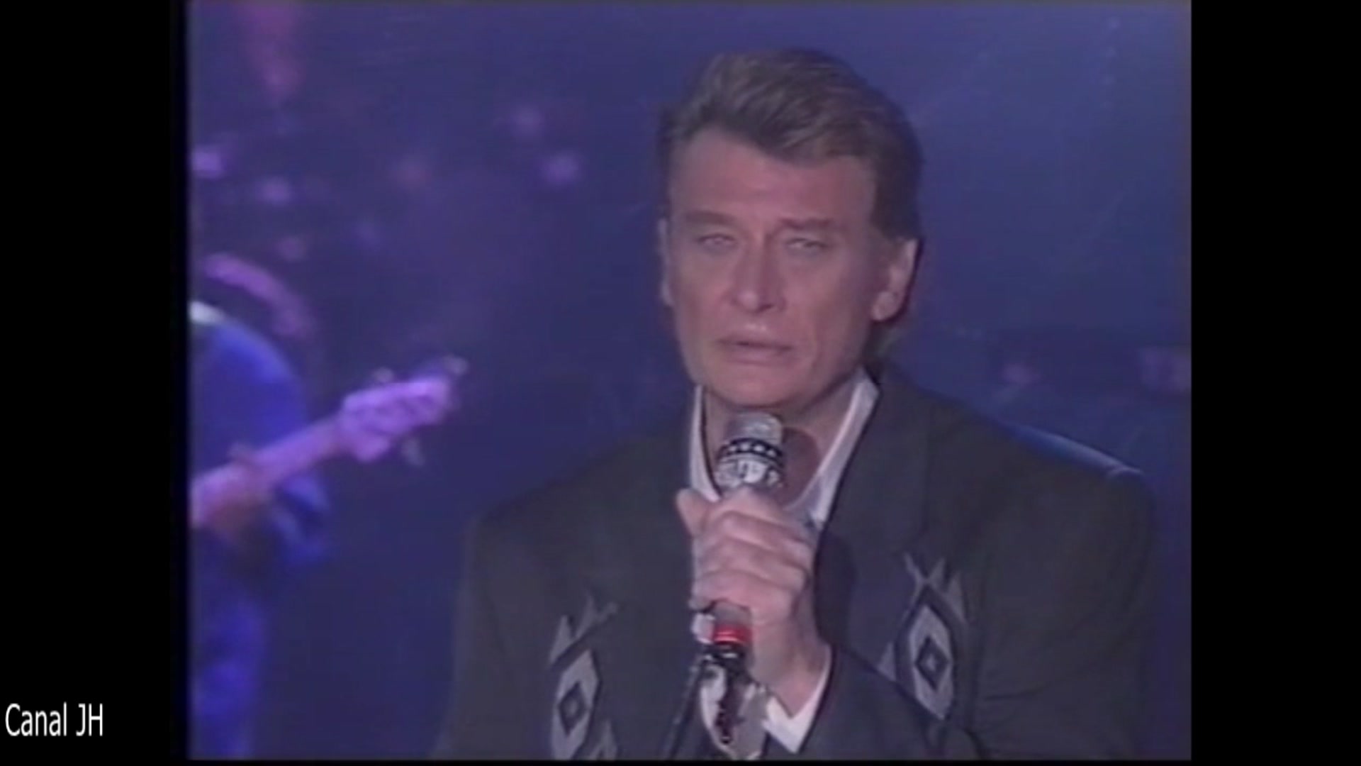 Video thumbnail for Johnny Hallyday - Ca ne change pas un homme - 1992