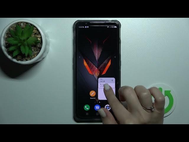 Video thumbnail for Nubia Red Magic 7 - How To Add & Remove Home Screen Widgets
