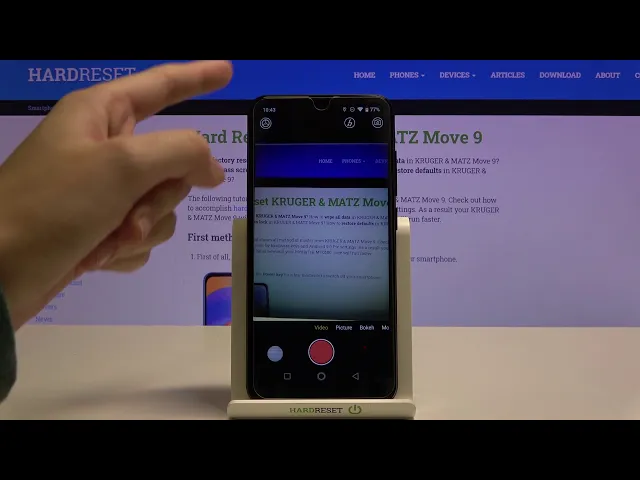 Video thumbnail for Enable Image Stabilization – KRUGER & MATZ Move 9 and Camera Options