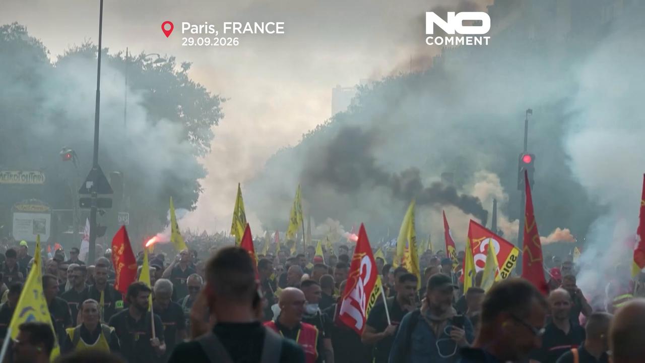 Video thumbnail for Thousands of firefighters march in Paris demanding more resources