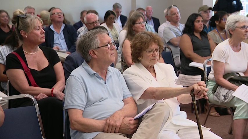 Video thumbnail for Islip Town renews contract with ICE for shooting range