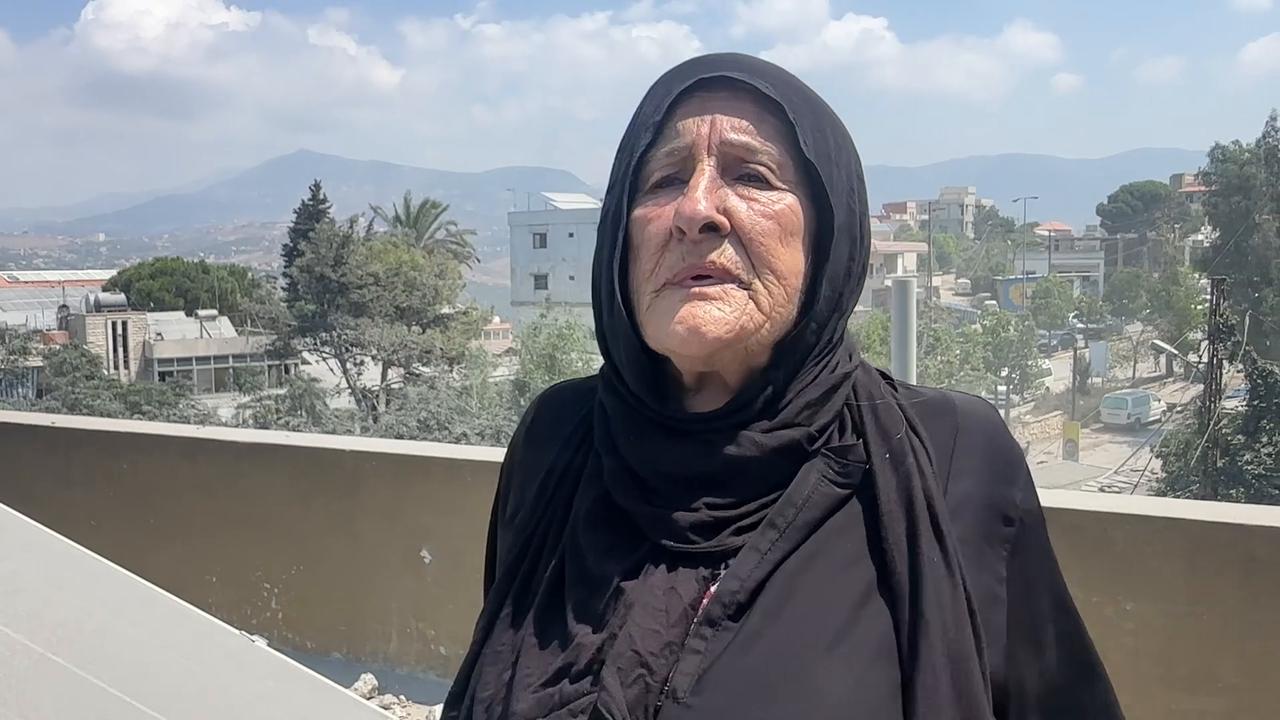 Video thumbnail for Lebanon: Israeli airstrikes kill 9, including 3 children, in southern Lebanon despite ceasefire.